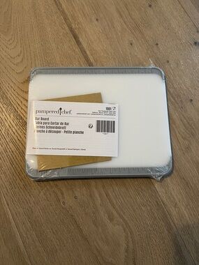 Pampered Chef White Bar Board with Gray Non-Slip Edge
